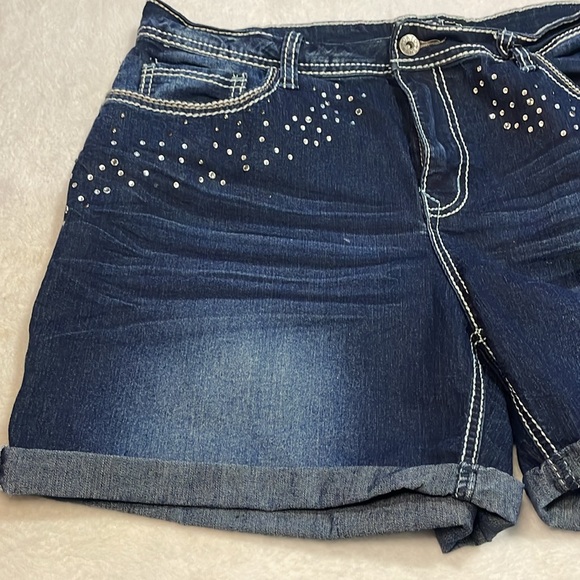 Cato Dark Blue Denim Shorts with Sparkling Details on the Pockets - Picture 2 of 8